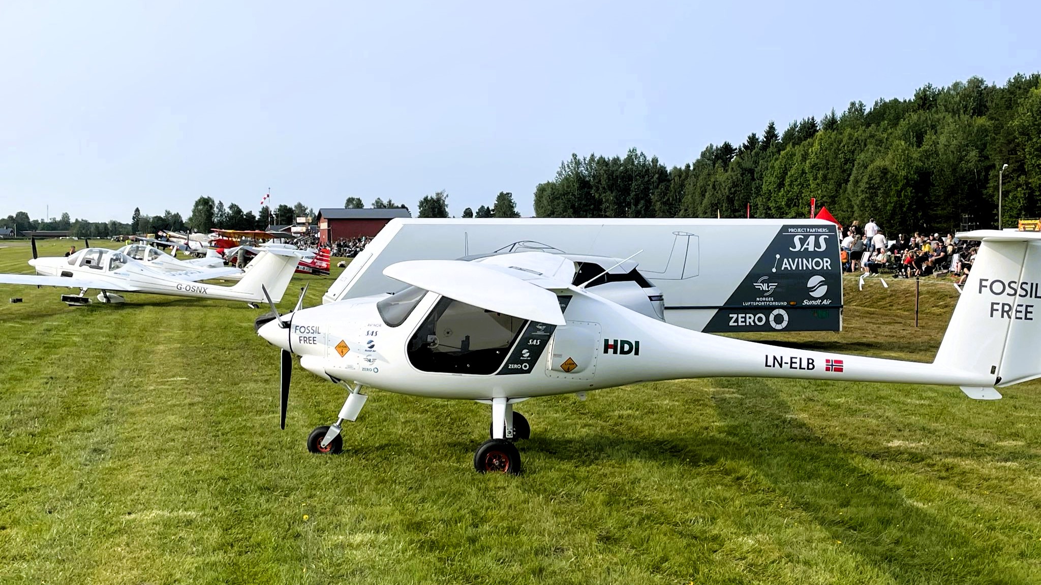 LN-ELB gjestet flygfesten